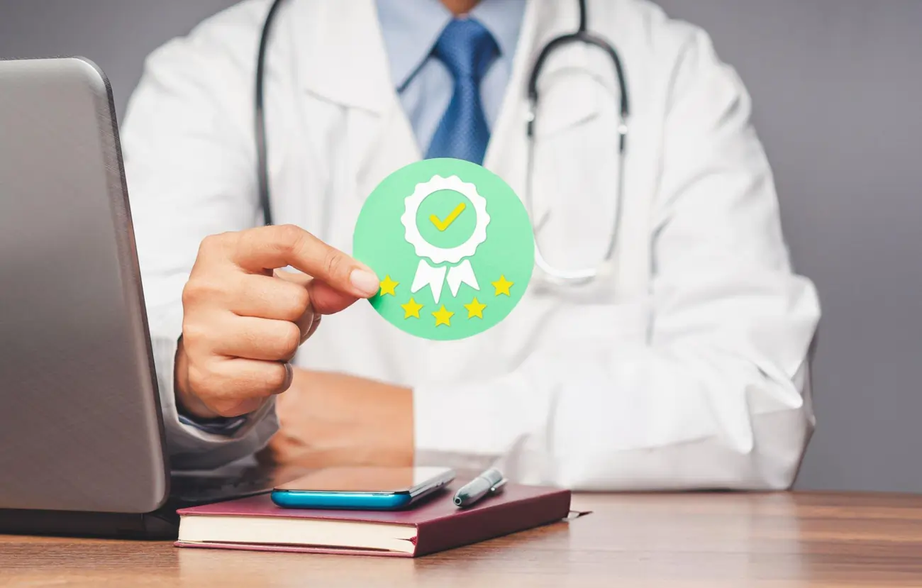 A doctor in a white coat holds a green circle with a checkmark, ribbon, and four gold stars, symbolizing a high-quality, reputable, and top-rated stem cell therapy clinic for patients in Fair Lawn, New Jersey.